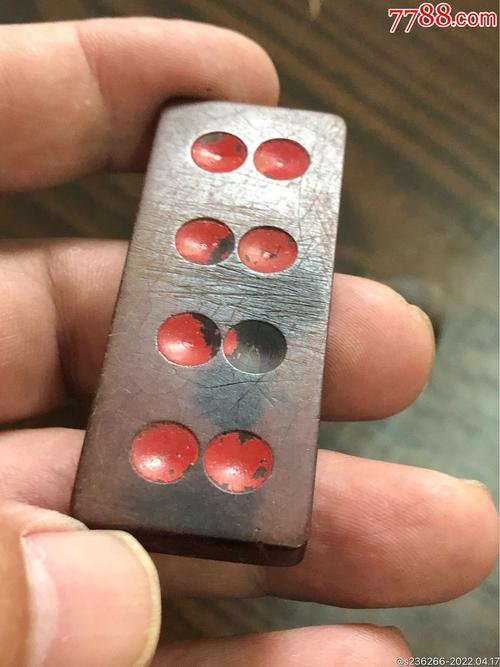 Truy xét, làm rõ 7 thiếu niên tụ tập trên cầu vượt ném đá xuống xe ô tô chạy trên cao tốc